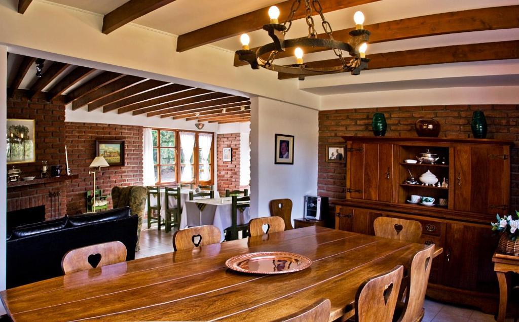Hosteria Canela B&B Эскель Экстерьер фото