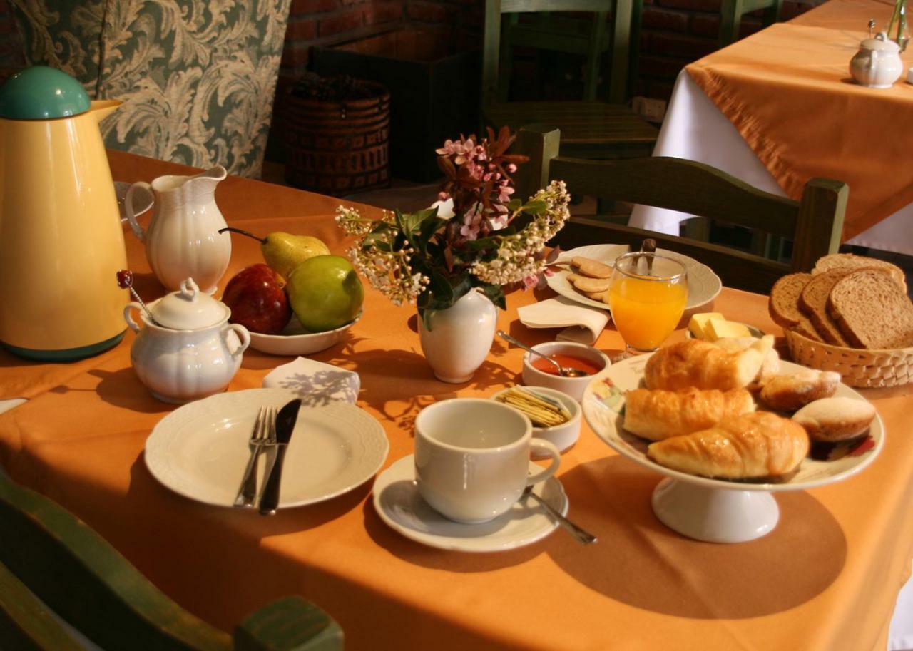 Hosteria Canela B&B Эскель Экстерьер фото